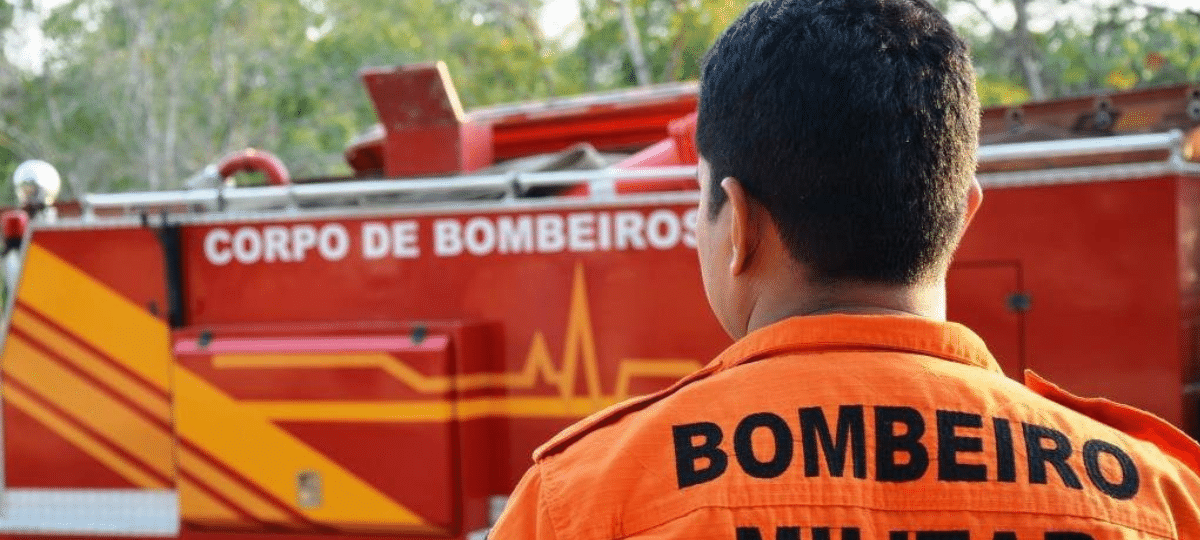 Concursos Bombeiros 2026 oferecem mais de 600 vagas com salários que chegam a R$ 13,8 mil