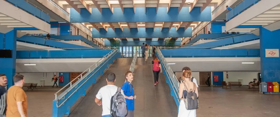 USP abre inscrições para mais de 7 mil vagas em cursos gratuitos na área de Humanidades