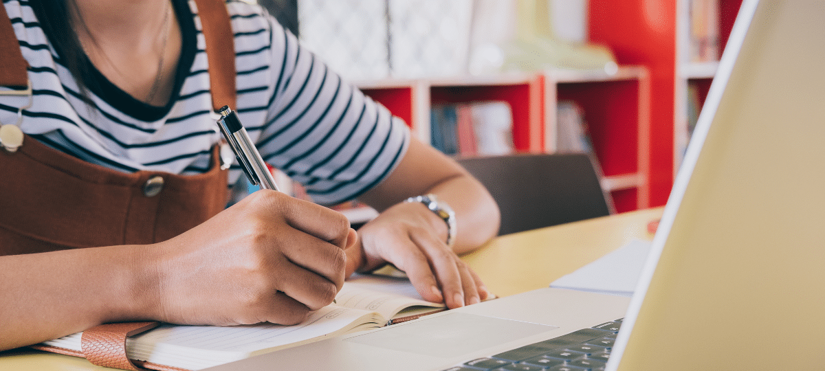 Concursos em São Paulo abrem inscrições com salários de até R$ 16.590 e auxílio de R$ 1.300