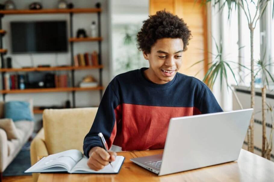 Rotina equilibrada para o Enem: como estudar mais e se desgastar menos - Imagem do artigo