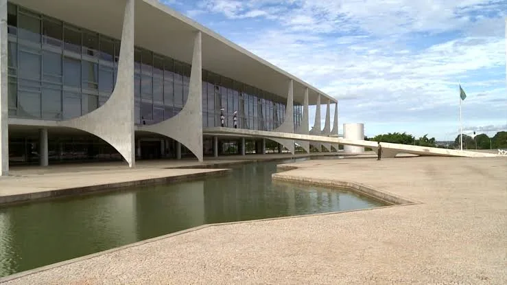PLOA 2027 reserva recursos e pode destravar novos concursos - Imagem do artigo